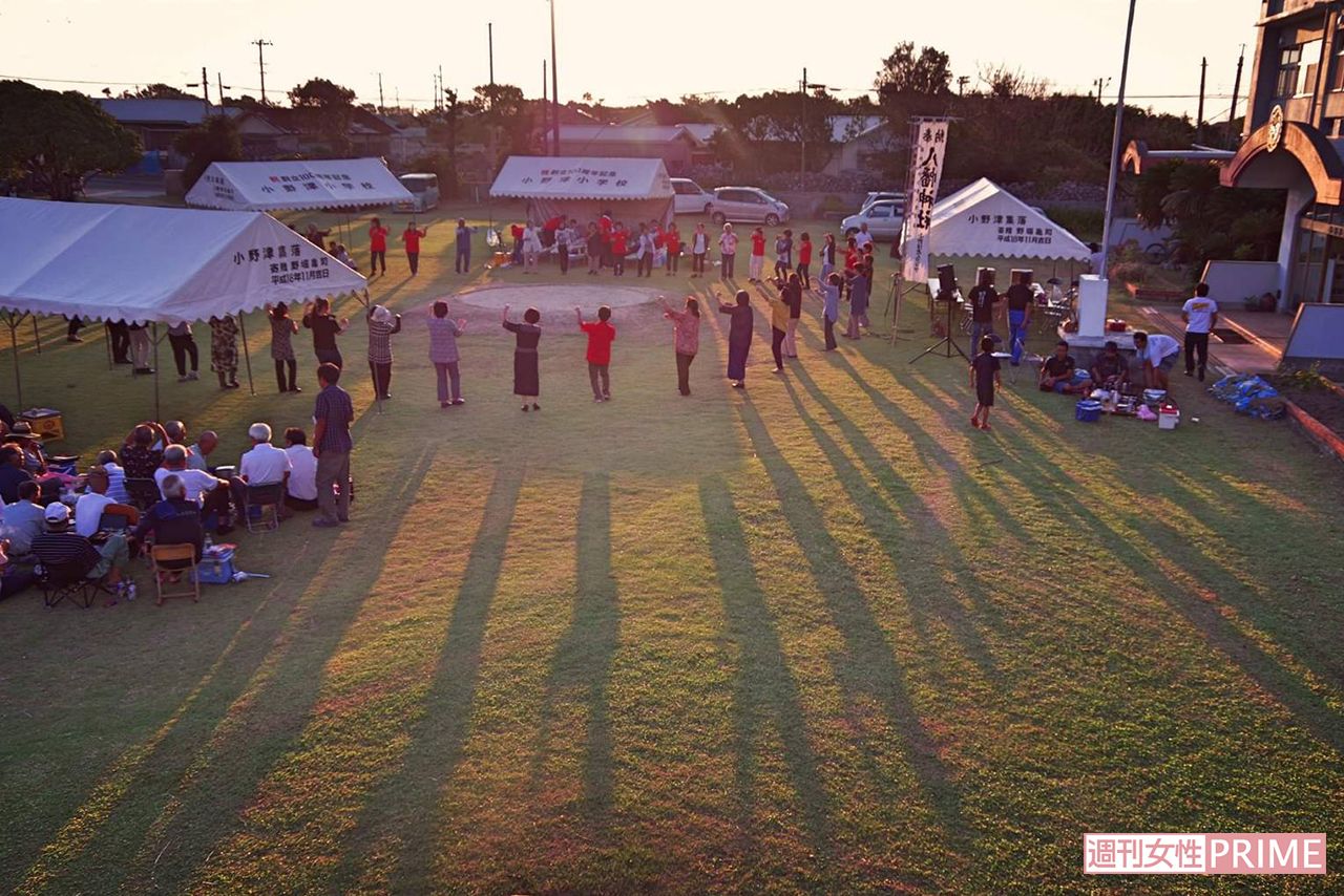 季節のイベントでは土俵を囲って踊ることも（撮影協力／吉内夏美さん）