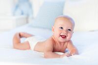 松本潤 オムツCMからの不自然な降板、背景に“二股愛”によるイメージダウンか