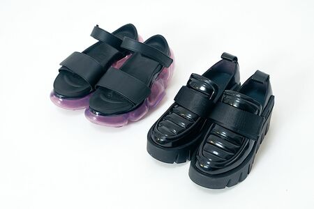 （3）足元は地下足袋やサンダルでラクをしよう