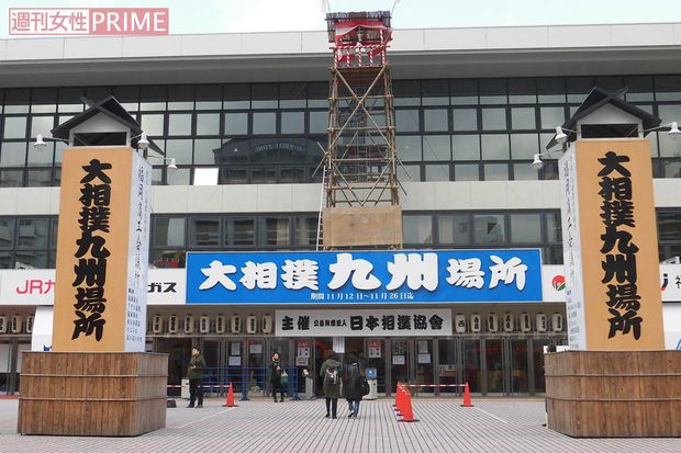 純粋な相撲ファンは、土俵の上しか見ていない