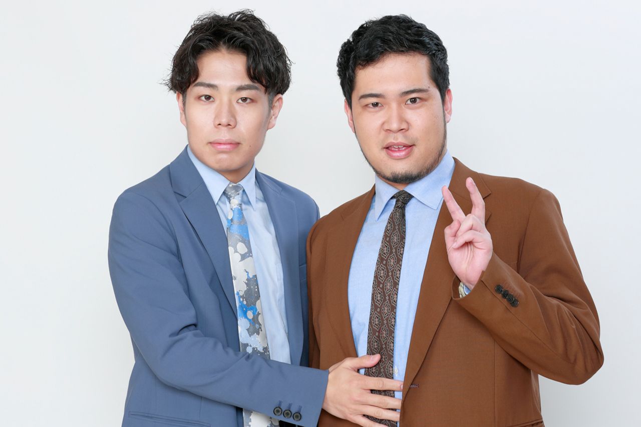 令和ロマン（写真左から高比良くるま、松井ケムリ）　写真提供／吉本興業