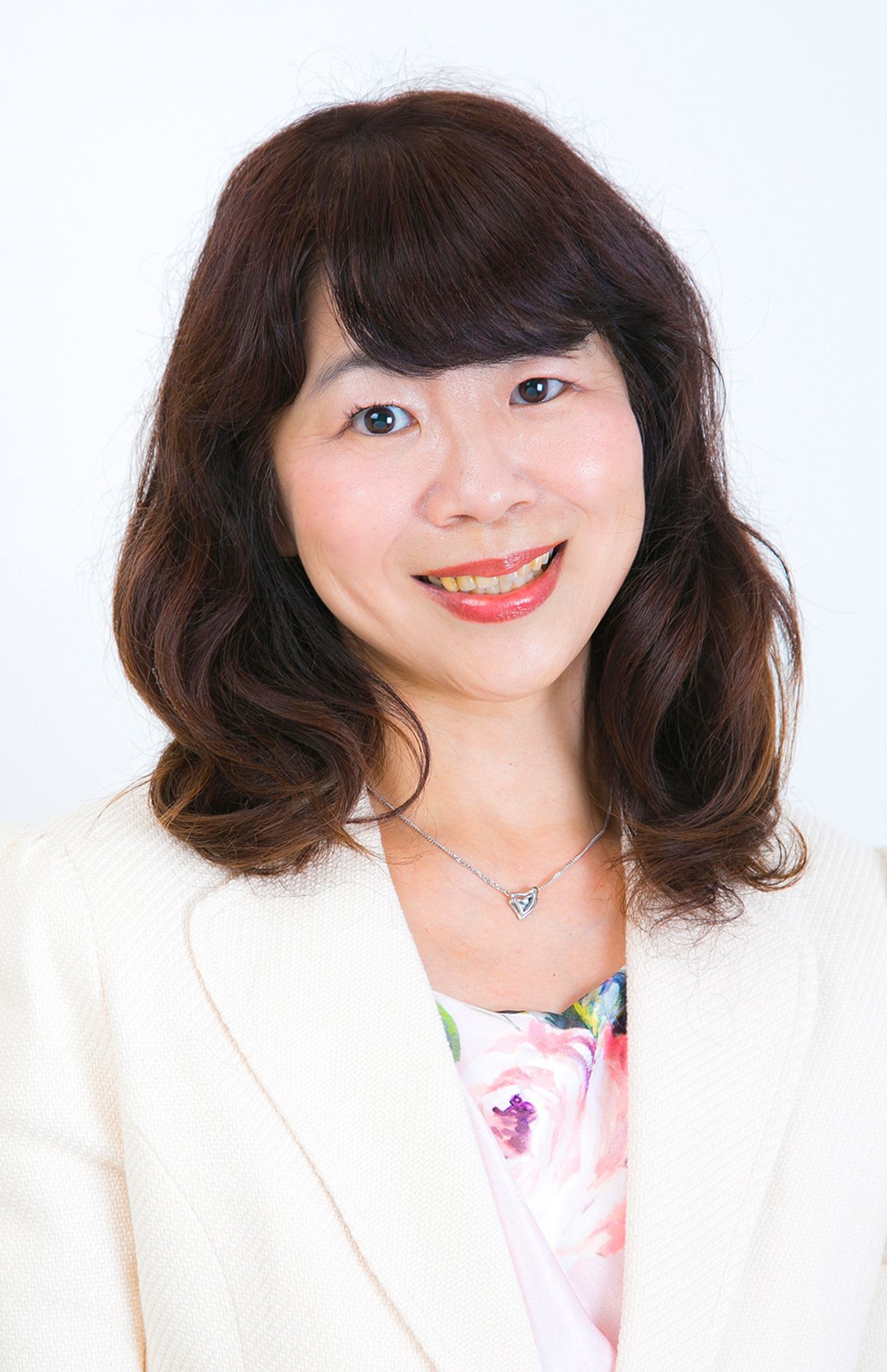 安部智香さん●証券会社に勤務後、結婚を機に退職し、ファイナンシャルプランナーや資産アドバイザー（IFA）の資格を取得。自身でも株式投資で資産運用を行う。