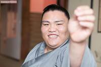 御嶽海、208年・38年・平成生まれ初！ どこをとっても異例づくしの初優勝