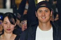 大谷翔平が日本開幕で久々の帰国へ、歓迎ムードの地元＆スポンサー取材、妻・真美子さんへのお土産と“行き…