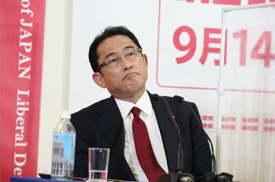岸田文雄首相の支持率上昇の世論調査に《胡散臭い》《どこに上がる要素が？》街頭アンケートを行うと「支持…