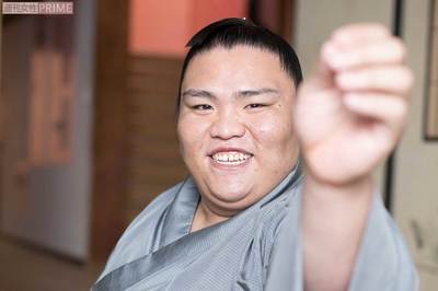 御嶽海、208年・38年・平成生まれ初！ どこをとっても異例づくしの初優勝