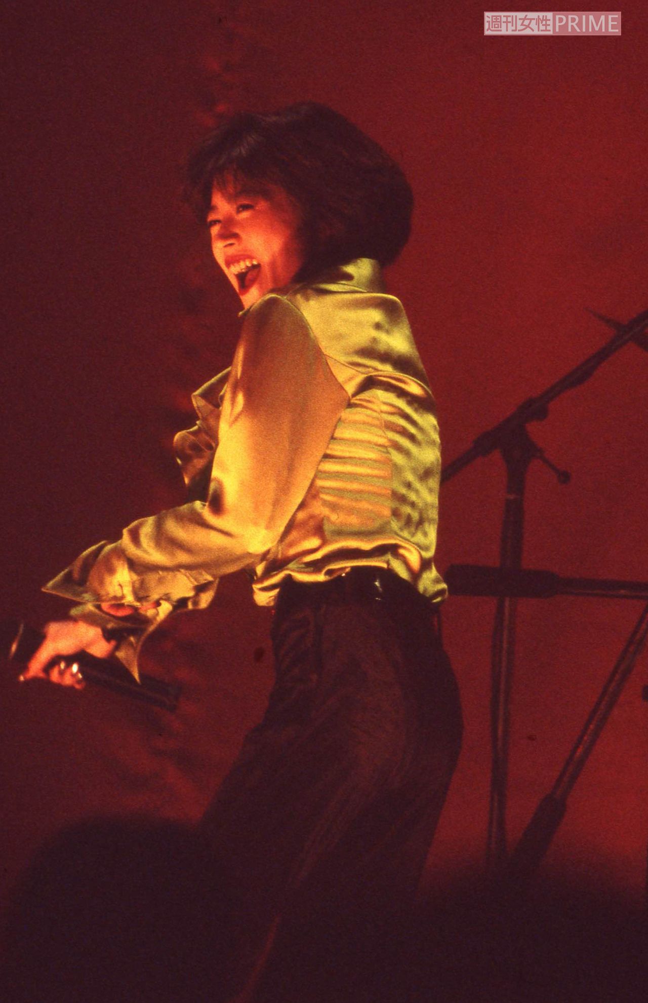 明菜、満面の笑み！ 会場の熱気も最高潮に！（1995年『中森明菜TRUE LIVE』にて）