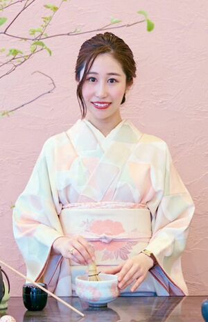 安原伶香さん●和菓子・ネオ和菓子専門家。360年も続く老舗和菓子店「大三萬年堂」の13代目であり、新規事業も数多く手がける起業家。
