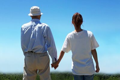 29歳の彼女と同棲中のアラ還男性、相続問題を前に息子たちを納得させた「再婚の条件」