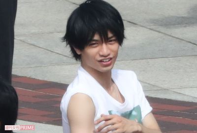 セクゾ中島健人、“王子様キャラ”封印でドラマ撮影も隠しきれない本性