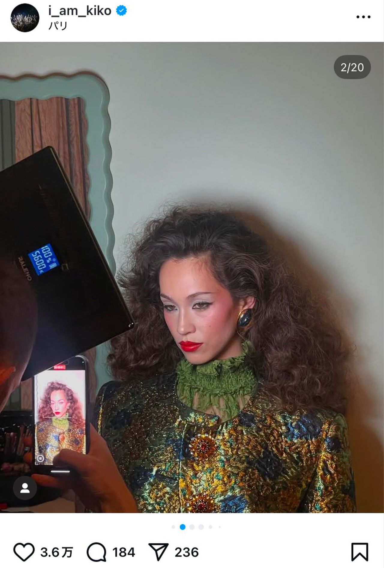 水原希子が投稿した“バブリーショット”（本人のインスタグラムより）