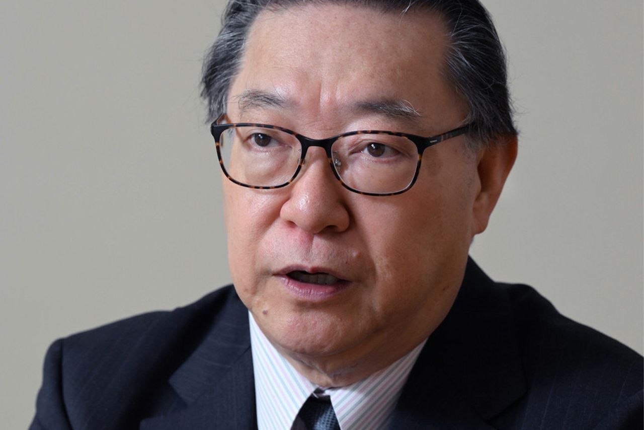 角谷浩一さん●政治ジャーナリスト。日本大学卒業後、東京タイムズに入社。その後、小学館『週刊ポスト』で政治を担当、『SAPIO』、テレビ朝日報道局を経て独立。執筆の傍ら、テレビやラジオなどに出演中。