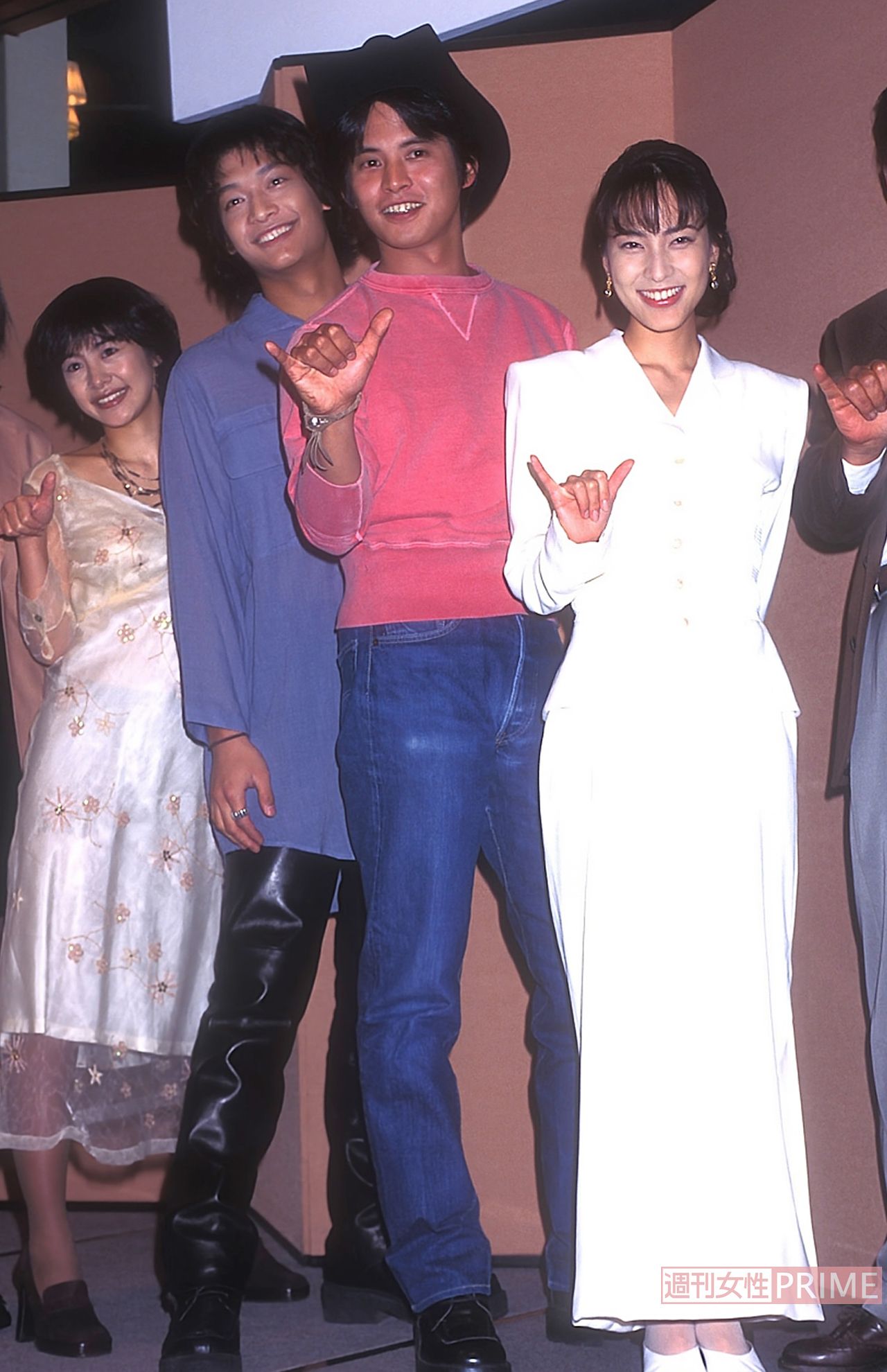 フジテレビでの織田裕二コメディーシリーズ第2弾『恋はあせらず』の再放送を熱望する声も多かった。共演に香取慎吾