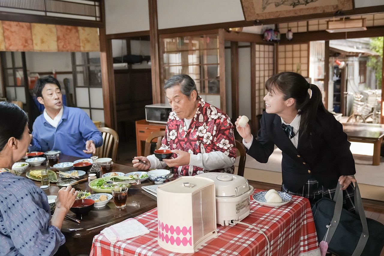 糸島に住む個性豊かでいつもにぎやかな米田家の面々