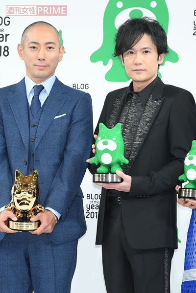 『BLOG of the year 2018』で優秀賞を受賞。受賞者同士のトークで、ブログ内での“変な擬音”が話題に上ると「僕もよく言いますよ、アイドルなんで」と話し、笑いを誘った　撮影／高梨俊浩