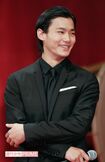 野村周平(23)。太鼓演奏でバチが折れるハプニングもあったが、「僕の心は折れてませんよ!」。キャストのMC中は誰よりもリアクションをとり、笑顔いっぱい♪ 菅田からは「周平は寝顔が可愛すぎる」と暴露される場面も 撮影/竹内摩耶