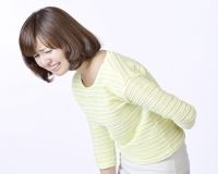 原因不明と診断される腰痛。痛みが長期化する本当の理由は？