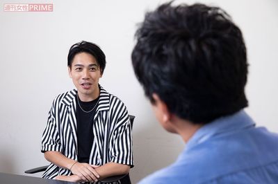（左から）瀧川鯉斗、原田龍二