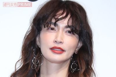 長谷川京子、40代でさらに顔面進化? なぜ「不自然」に見えるのか高須院長が分析