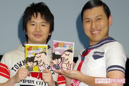 お笑いコンビ『オードリー』の春日俊彰（右）と若林正恭（左）