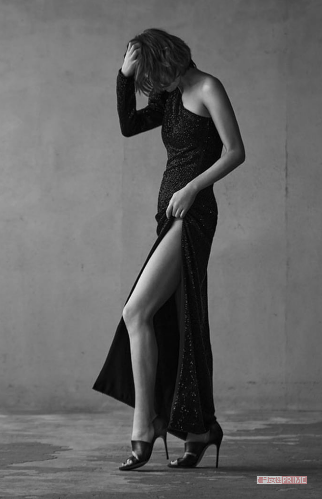 米倉涼子（47）5歳から15歳までクラシックバレエを続けていた米倉。白衣から伸びる美脚が売りの主演ドラマ『ドクターX』では、脚に1億円の保険がかけられているという噂が立つほどだった。公式インスタグラム（@ryoko_yonekura_0801）より