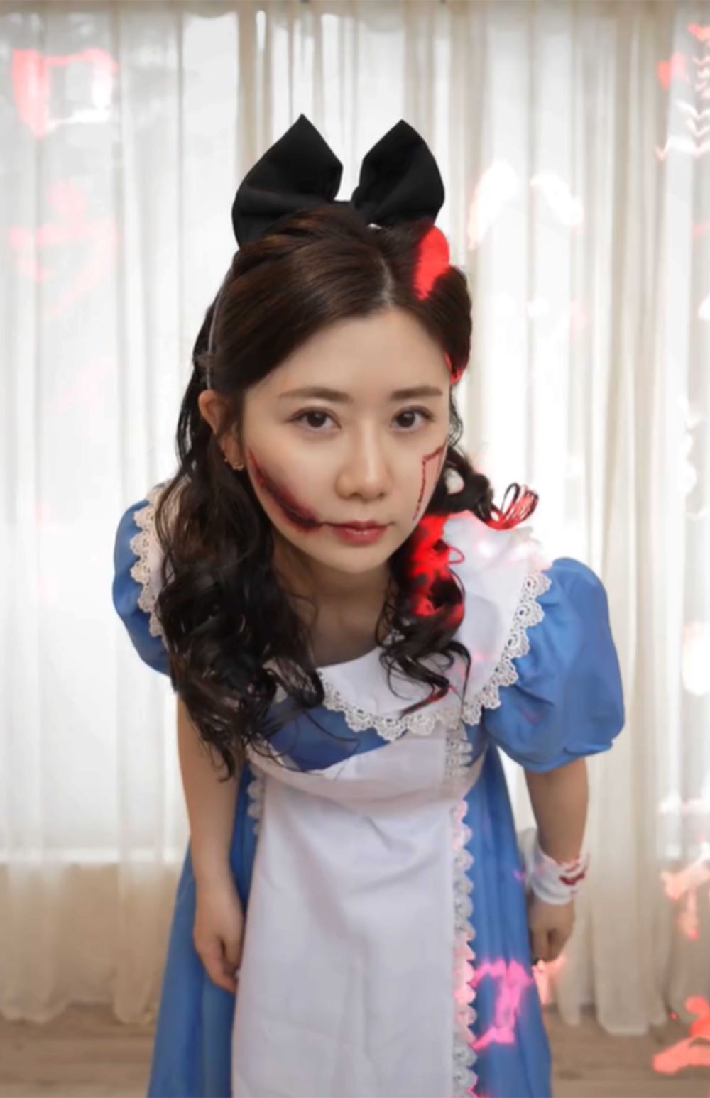 ハロウィンにあわせてコスプレダンスを披露した福原愛（本人のTikTok より）