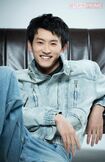 杉野遥亮 撮影/吉岡竜紀 ヘアメイク/亀田雅 スタイリスト/伊藤省吾
