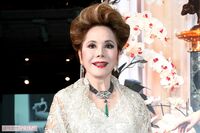 デヴィ夫人『グータンヌーボ』での不倫に関する発言が波紋「人の旦那さんを取り、人の妻を盗むゲームです」…