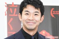 仲野太賀『初恋の悪魔』と『拾われた男』2本の主演をこなす売れっ子ぷり、菅田将暉や中村倫也から愛される…