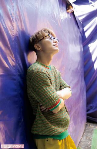 SUPER EIGHTの安田章大。自ら設営に携わった花園神社の特設テント内にて　撮影／矢島泰輔