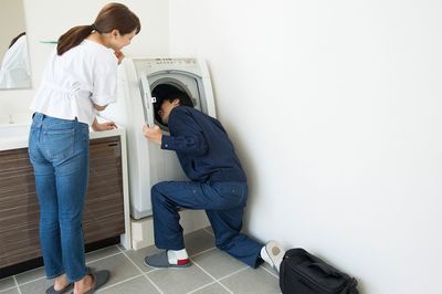 マスク詰まりで「洗濯機の故障」が急増中、原因と洗い方を洗濯のプロが解説