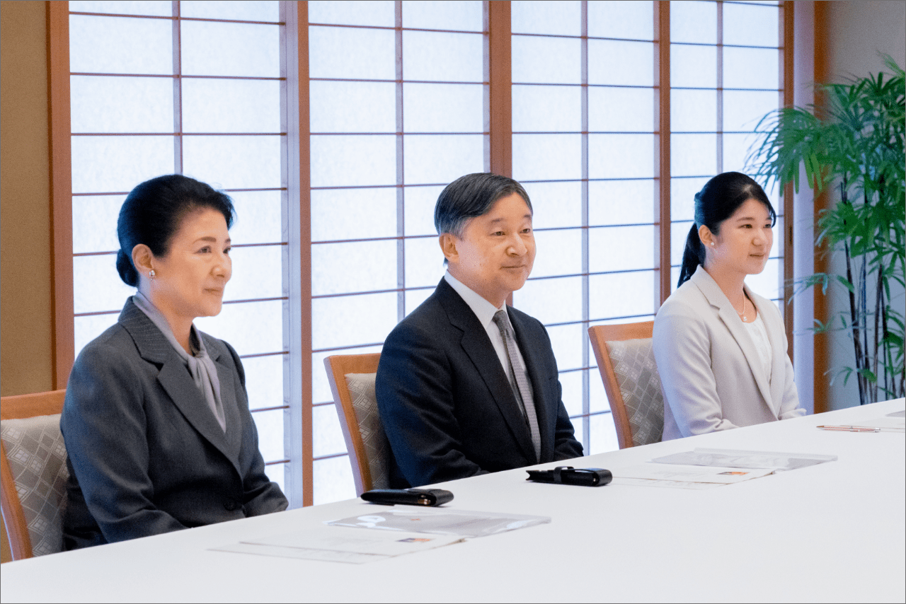 3月8日、天皇ご一家は日本赤十字社の社長らから進講を受けられた