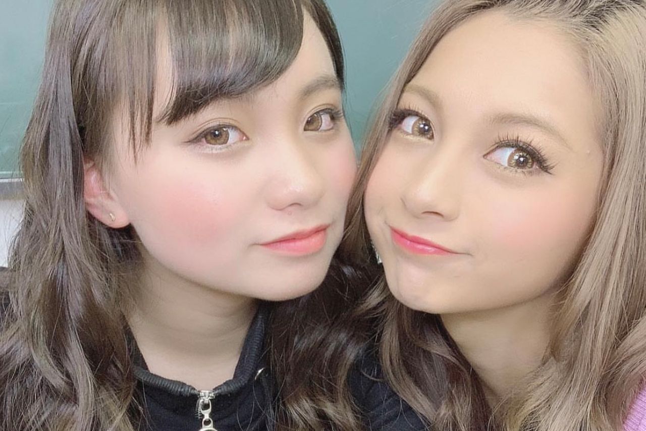 “リアル姉妹”として2019年3月にアップされた、姉・ゆきぽよ（右）と妹・ゆみちぃ（左）の2ショット（ゆきぽよ公式インスタグラムより）