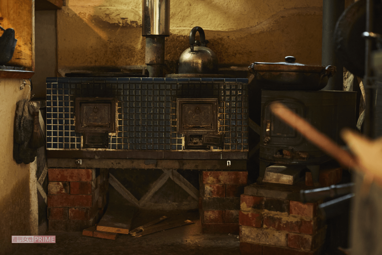 YouTubeの収益で購入したかまどのおかげで、料理の効率が上がった※撮影／いとうしゅんすけ