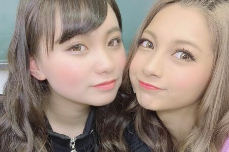 “リアル姉妹”として2019年3月にアップされた、姉・ゆきぽよ（右）と妹・ゆみちぃ（左）の2ショット（ゆきぽよ公式インスタグラムより）