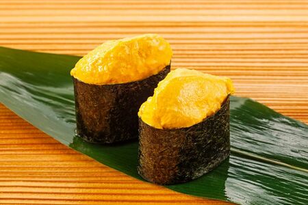 「うにのようなビヨンドとうふ」（217円）は見た目も食感もまるで「うに」！