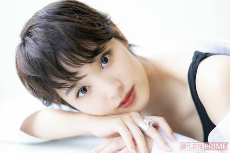 剛力彩芽　撮影／矢島泰輔　ヘアメイク／高城裕子　スタイリング／津野真吾（impiger）衣装協力／alexanderwang