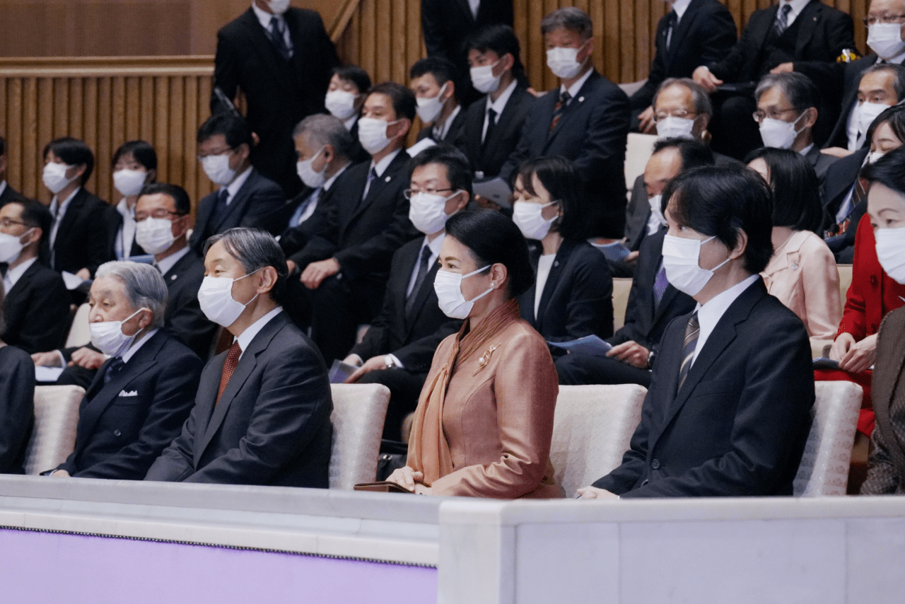 11月20日皇居内で行われた皇宮警察音楽隊の演奏会に両陛下や上皇ご夫妻、秋篠宮ご夫妻などの皇族方が一堂に会した