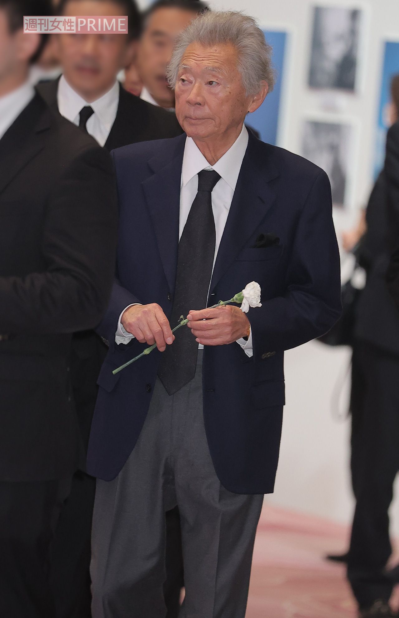 2024年3月18日の「伊集院さんお別れ会」に参列したみのもんた。足取りはしっかりしていた