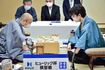 棋聖戦第3局。序盤から早いペースで進み、激しい戦いに。午後になり渡辺棋聖が有利に勝負を進めた 提供/日本将棋連盟