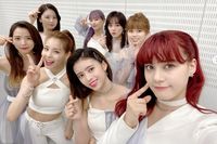 NiziUの出現で変化した “アイドル勢力図”、会いに行けるアイドルに会えない致命傷