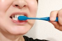 《専門医が解説》太る原因はじつは“歯みがき不足” 歯周病と脂肪肝を口腔ケアで防げばやせられる!