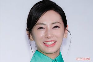 北川景子は夫・DAIGOとともに！デビューから続ける「夜ストレッチ」で