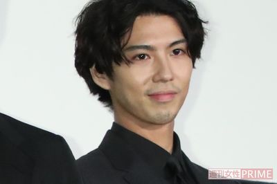 賀来賢人、『半沢直樹』でも評価される演技力の背景にあった「2人の存在」