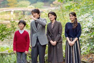 秋篠宮家の方々は小室家が抱える“金銭トラブル”をはたしてご存じなのだろうか