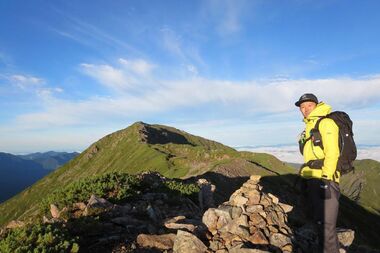 羽賀容疑者（本人SNSより）