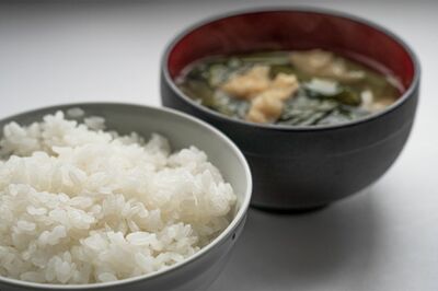 味噌汁は具材によって白米の糖の吸収を抑える効果も　※画像はイメージです