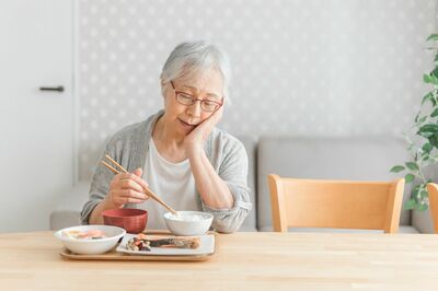 《寿命を縮める危険な食べ方》老ける、元気がない、疲れる…それ全部「食事」のせいかも「65歳までの身体に…