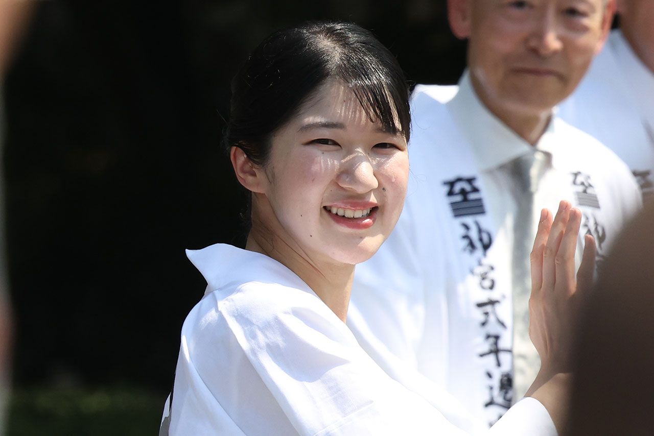 8月2日、「お木曳行事」に参加された愛子さま