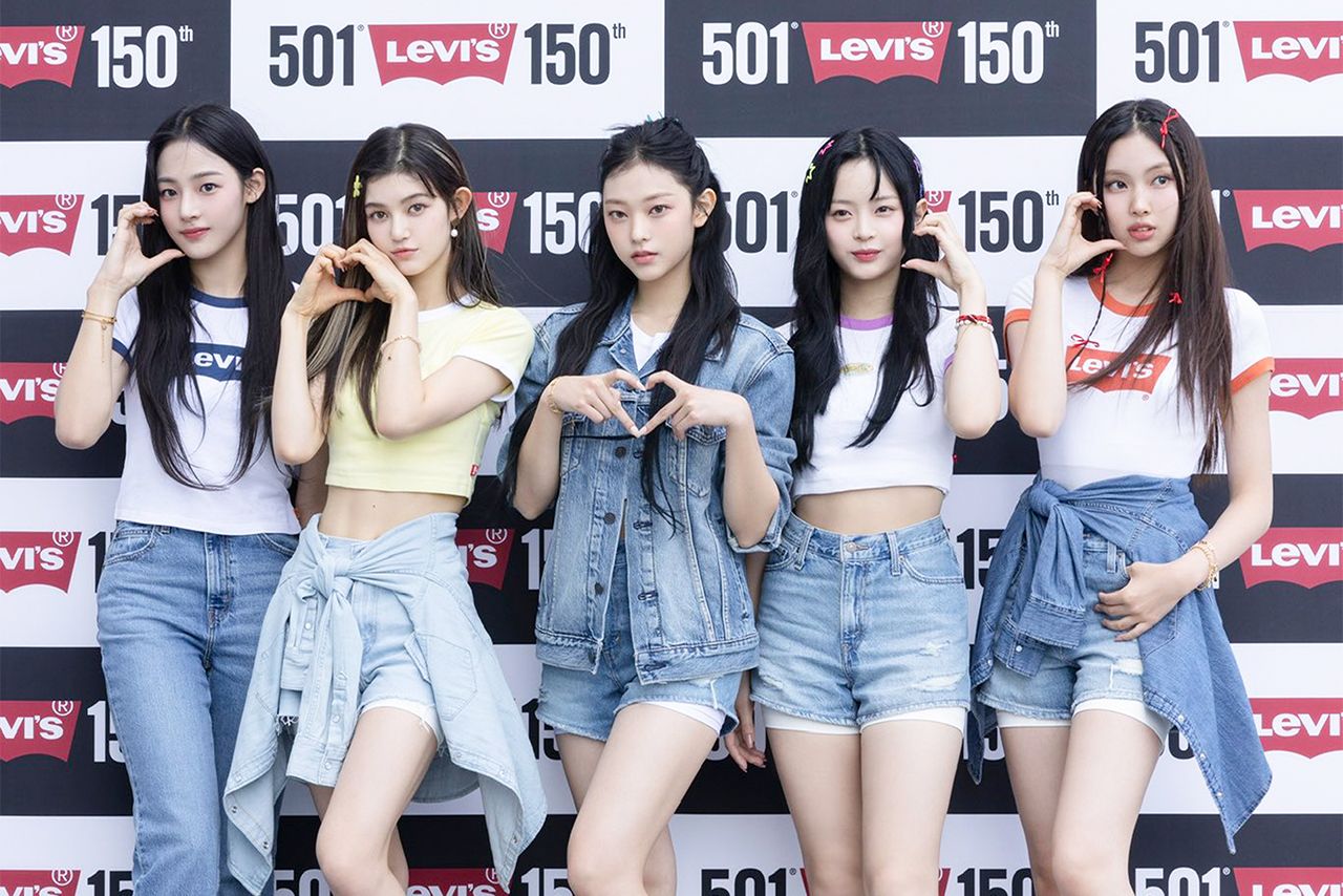 アパレル広告も次々ジャック！（NewJeans 公式Xより）